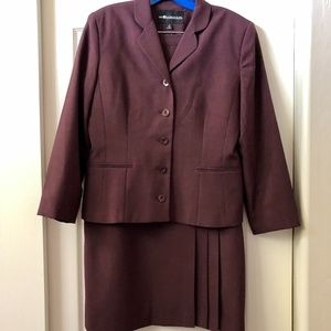 Sag Harbor Two Piece Suit, size 12